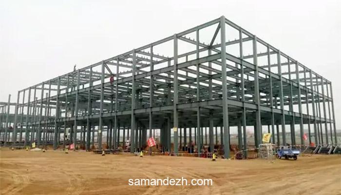 بهترین شرکت ساخت اسکلت فلزی در حال کار روی یک پروژه اسکلت فلزی ساختمانی